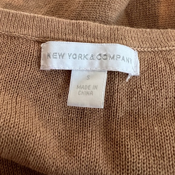 New York & Co Cardigan - Picture 4 of 5